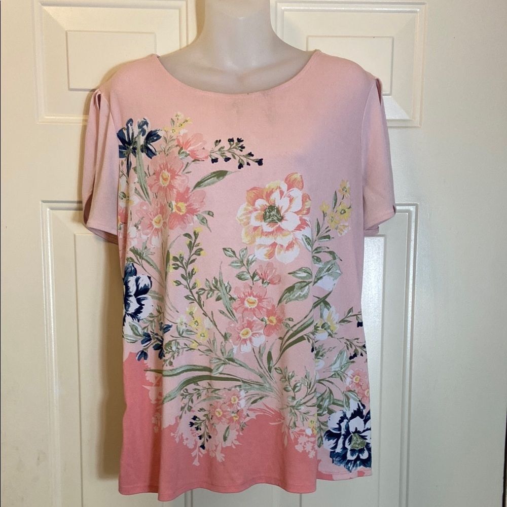 10/$50 ELLE Stretch Floral Pink Women's Top Blouse Size L